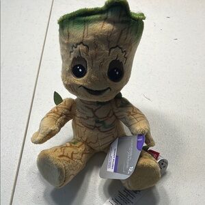Marvel Scented Posable Groot Plush